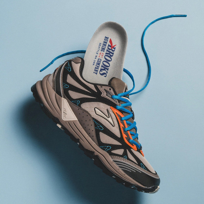 MEN'S ASICS |  Gel-Kinetic Fluent Created by Emmi  (Cream Soft Sky)