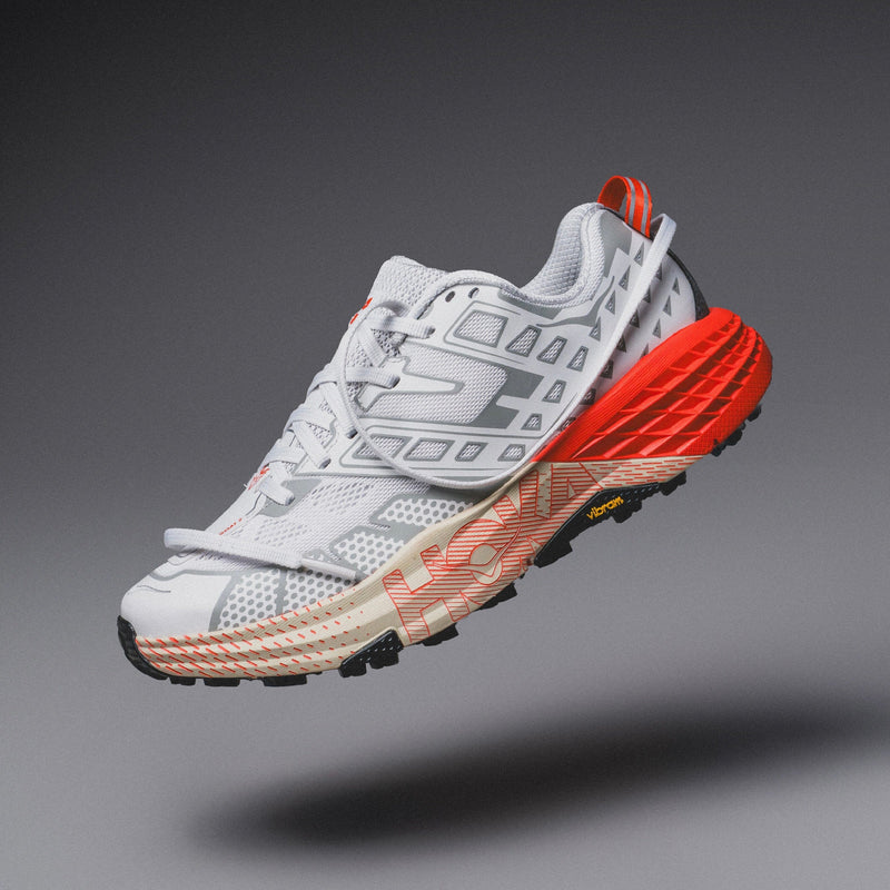 MENS HOKA | SpeedGoat 2 (White/TOMATO)