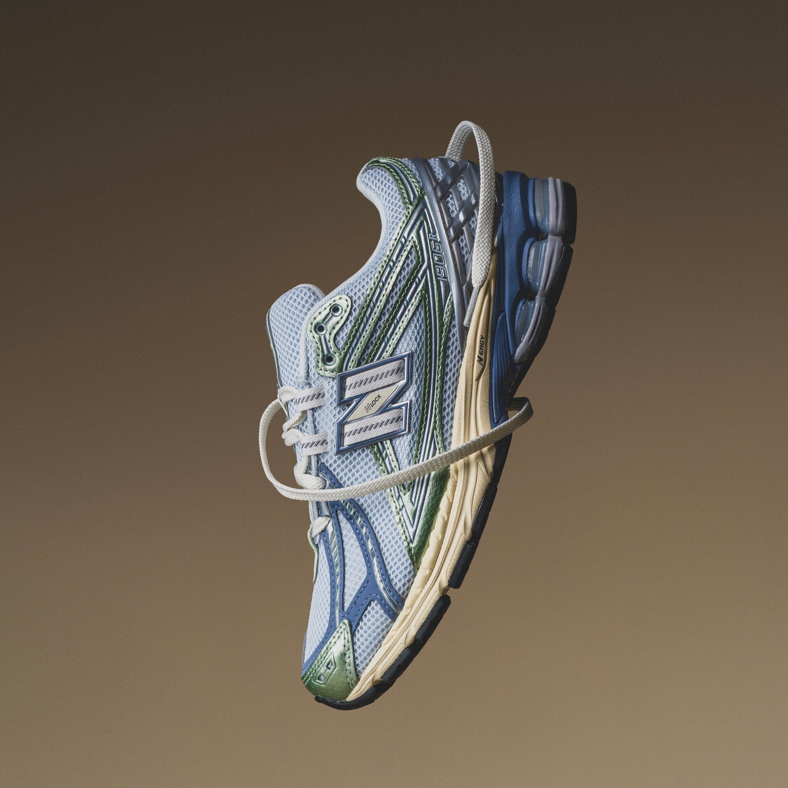 スニーカー New Balance U1906RNE ICE BLUE New Balance 1906 Sneakers U1906RNE | metallic ice blue