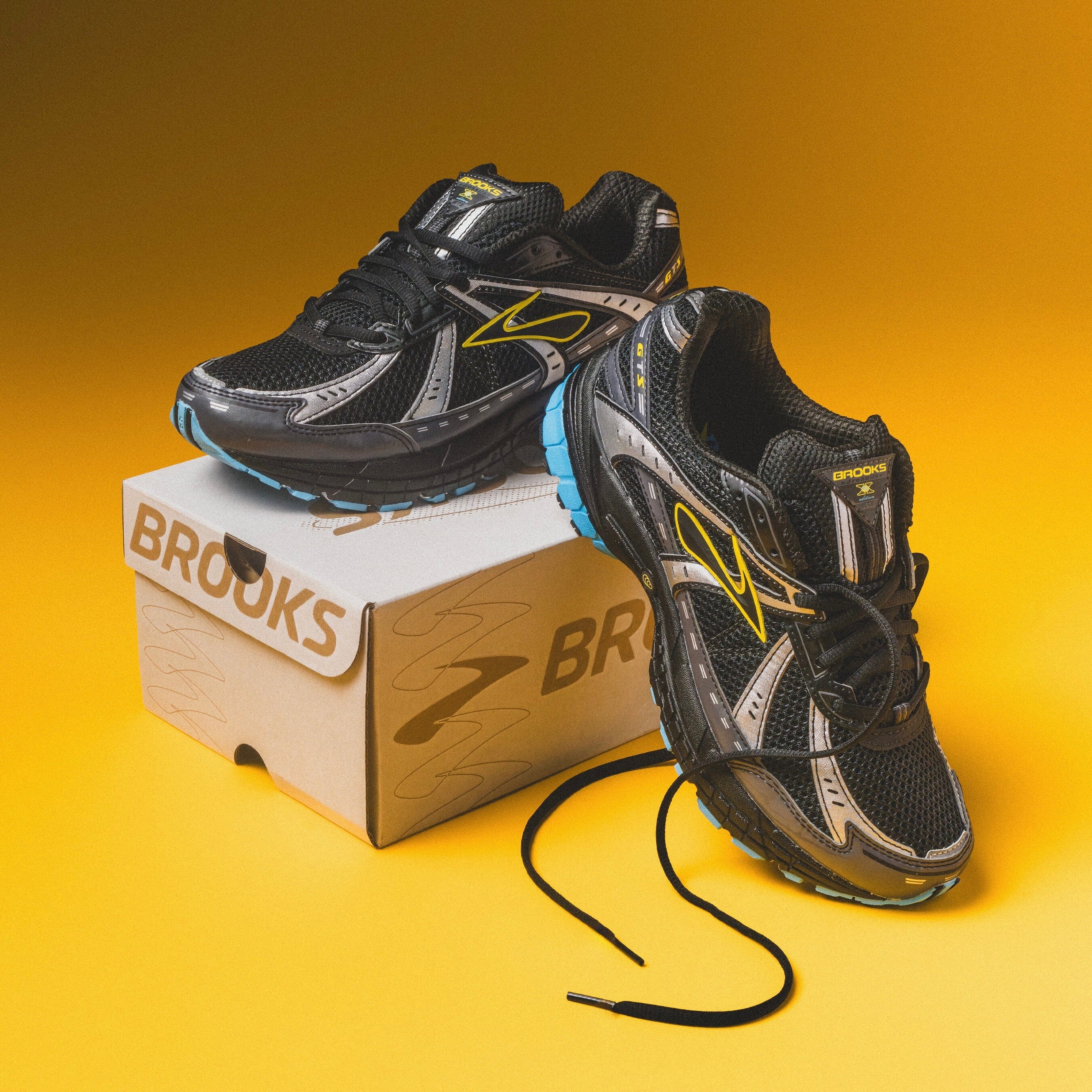 Brooks Adrenaline GTS Black with Yellow and Blue Accents Brooks Adrenaline GTS 15 Women main image 3