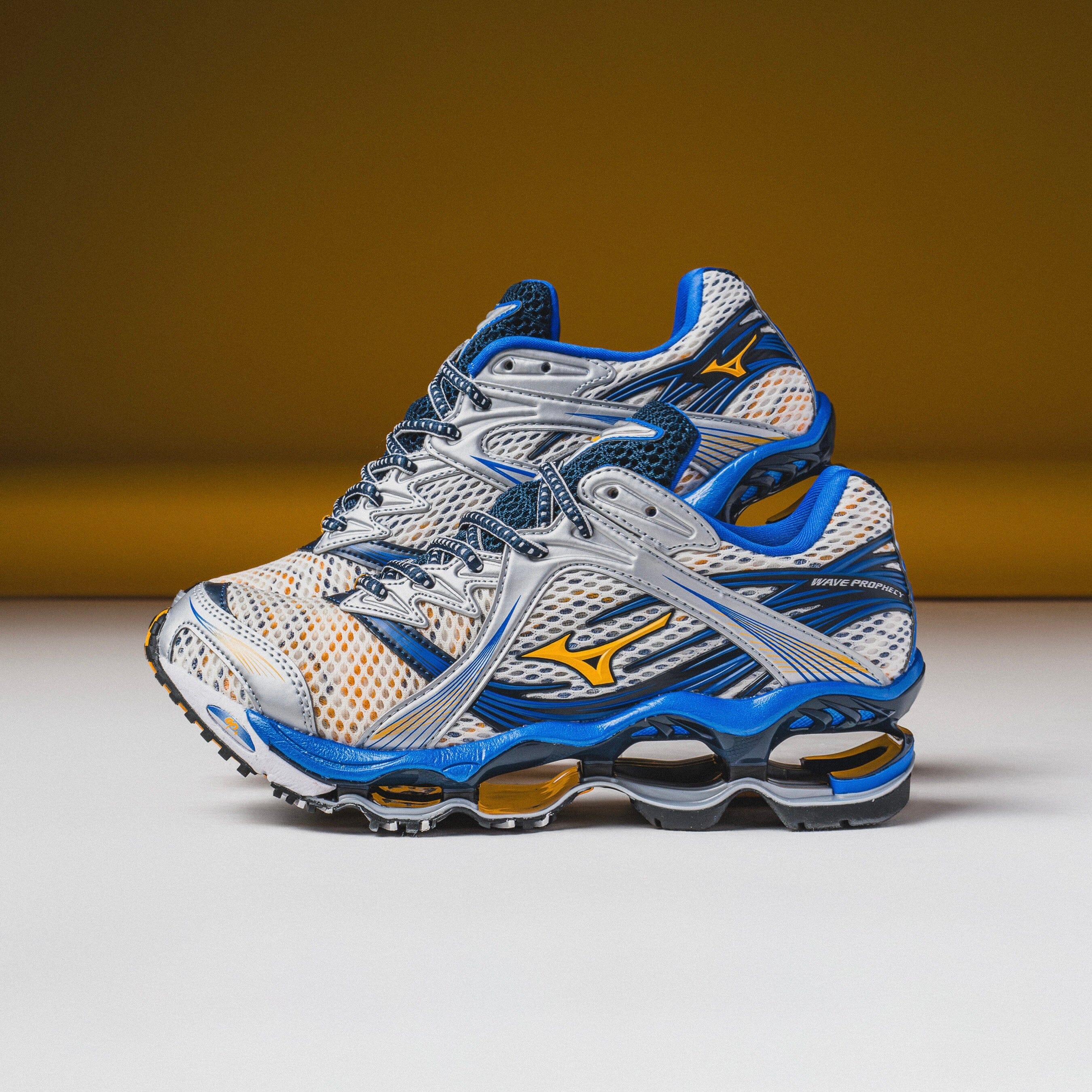 【定価３万】Mizuno Wave Prophecy MEN'S MIZUNO | WAVE PROPHECY 1 (ARTISAN GOLD) – Nouveau