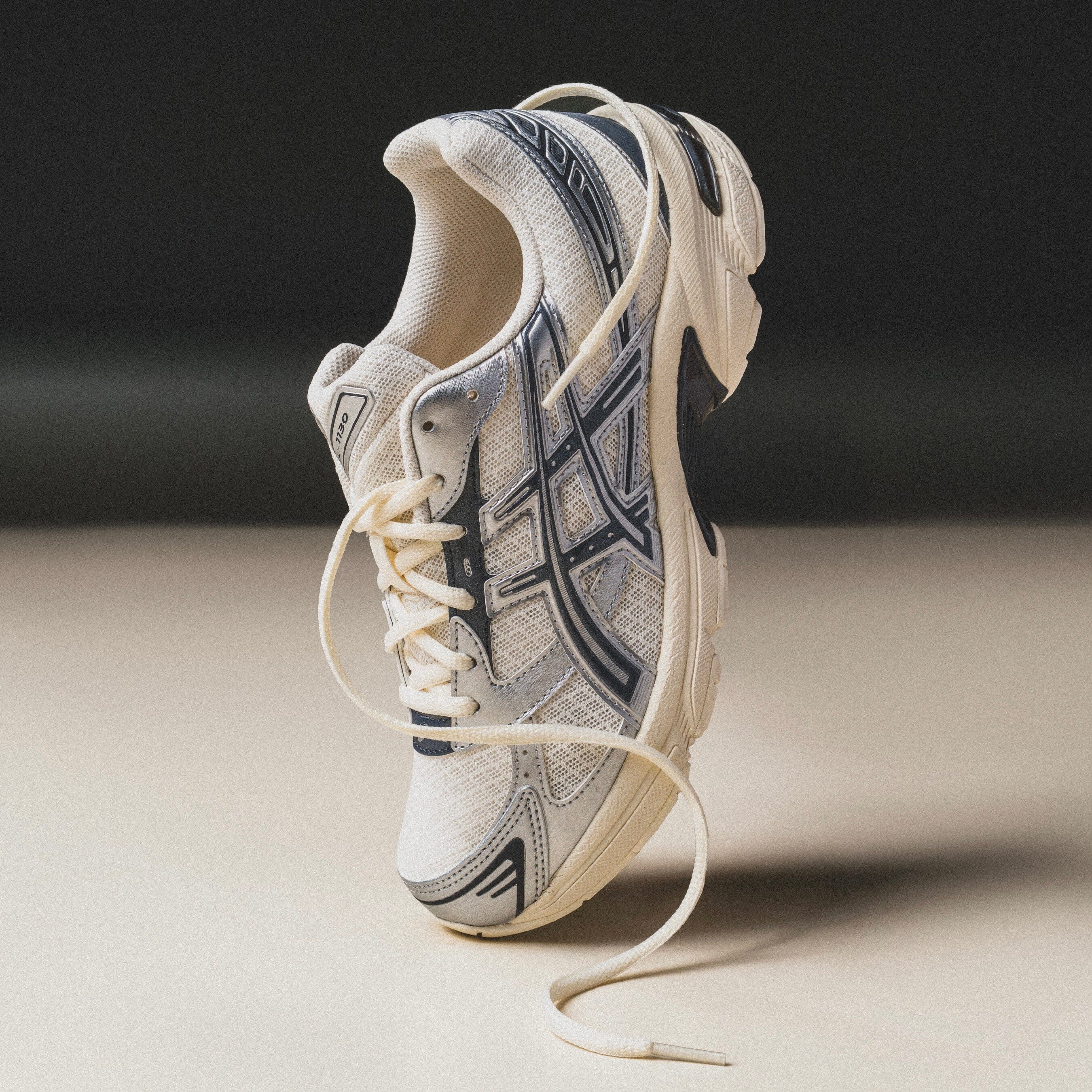 MENS ASICS | Gel-1130 (CREAM/ GREY) – Nouveau